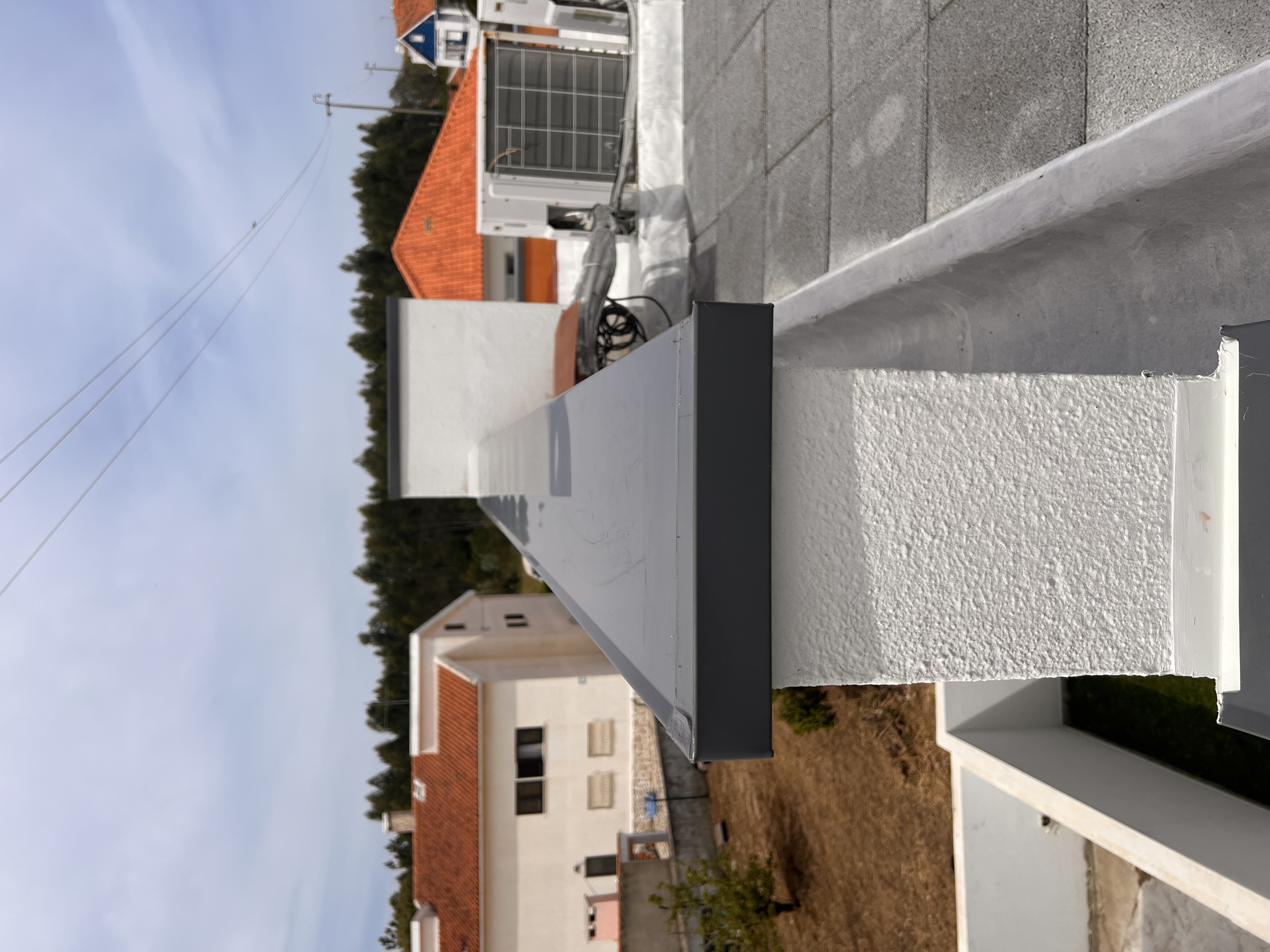 Capeamentos em alumínio lacado